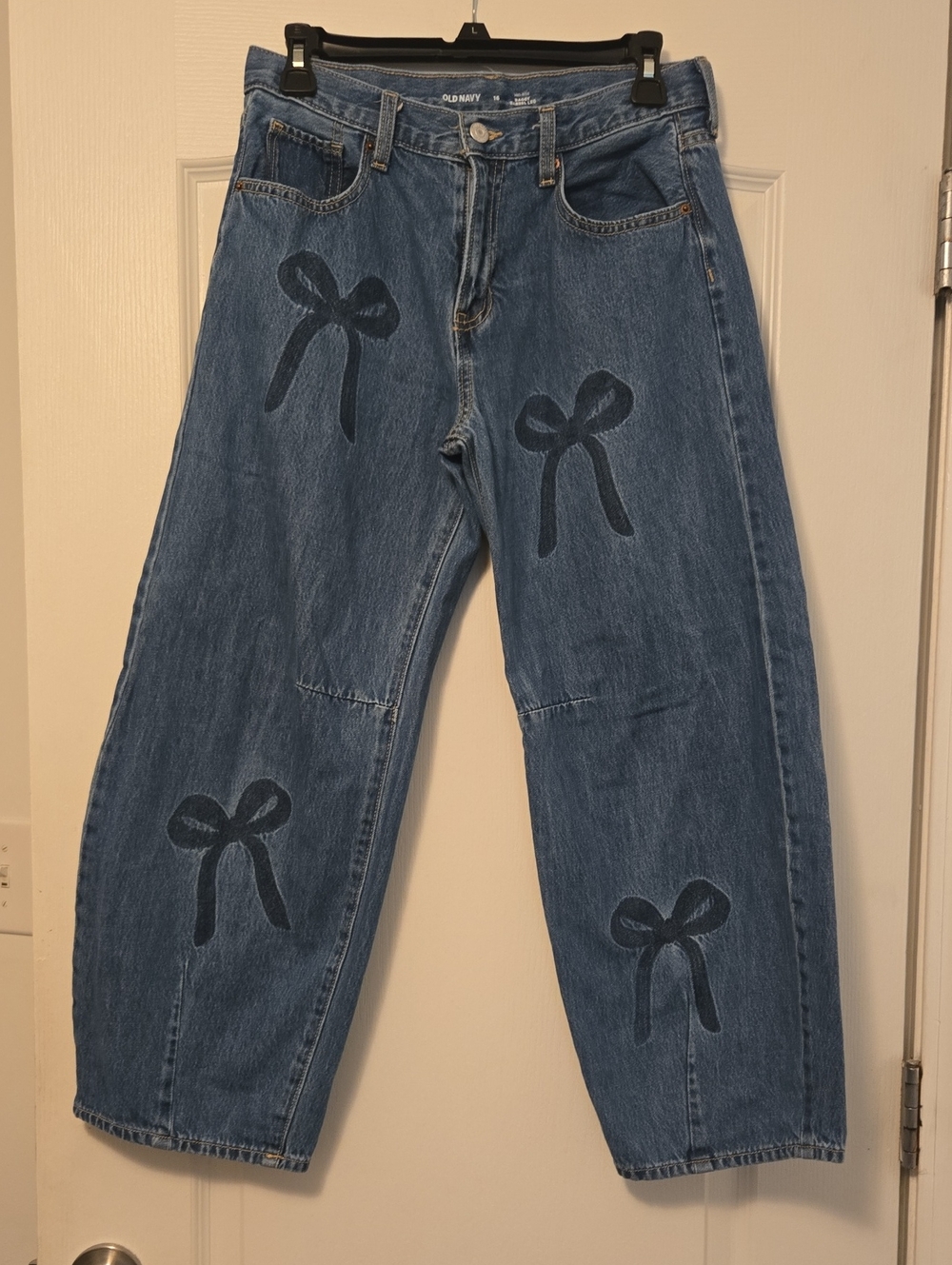 2/$20 Girls Old Navy Blue Denim Boyfriend Jeans with Bow Motif, Size 16
